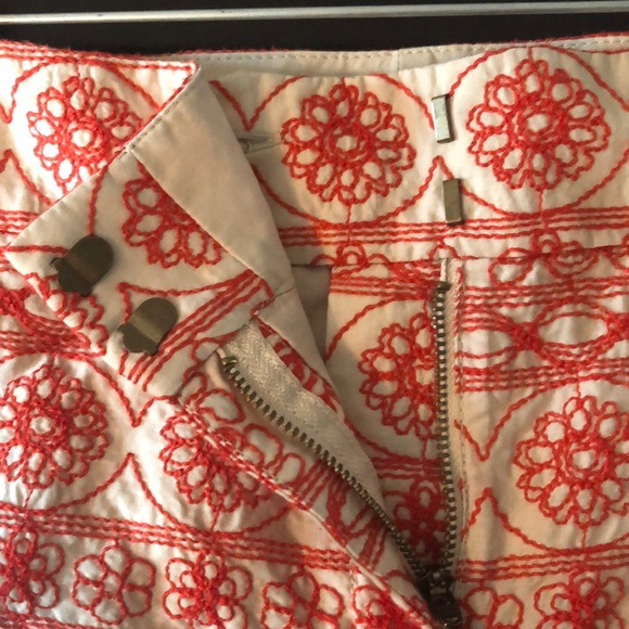 Loft Riviera Embroidered Shorts - Picture 8 of 8